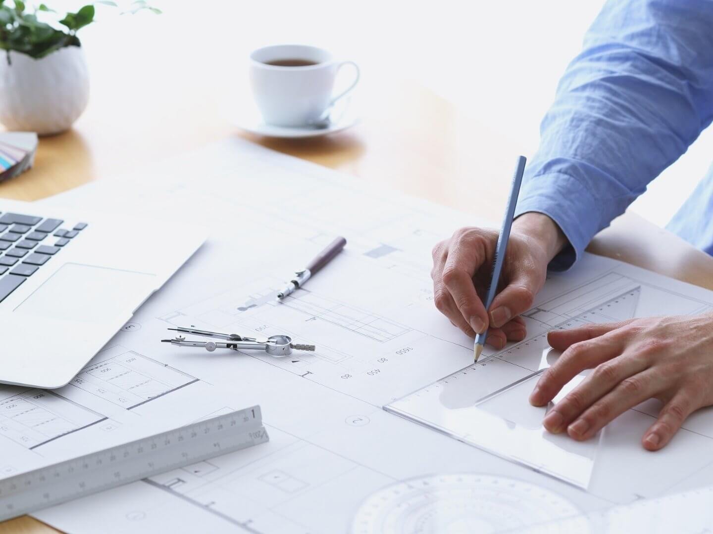 1 byb-ingenieros-consultores-ingenieria-arquitectura-industrial-instalaciones-madrid-licencias-pci-calidad